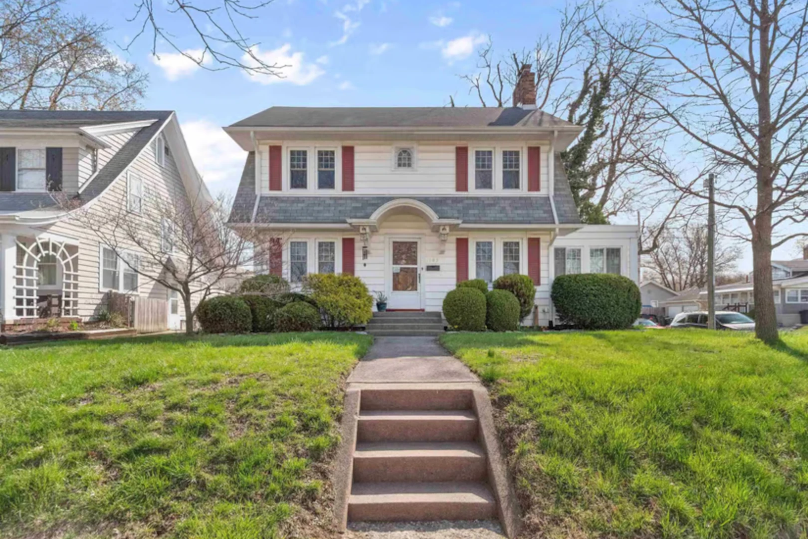 1102 Kensington